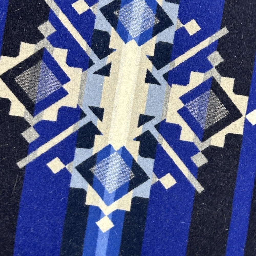Pendleton Wool Blanket Unisex OS Blue Reversible Geometric Southwestern USA B3 - Picture 2 of 8